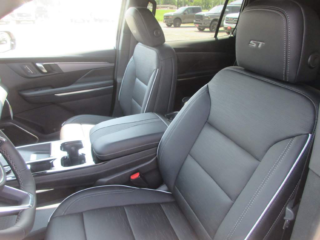 New 2026 Buick Enclave Sport Touring FWD image 12
