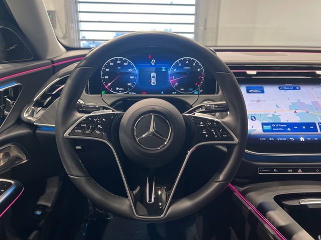 Used 2025 Mercedes-Benz E 350 4MATIC Sedan image 36