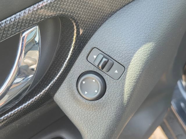 Used 2016 Nissan Rogue SL w/ SL Premium Package FWD image 22