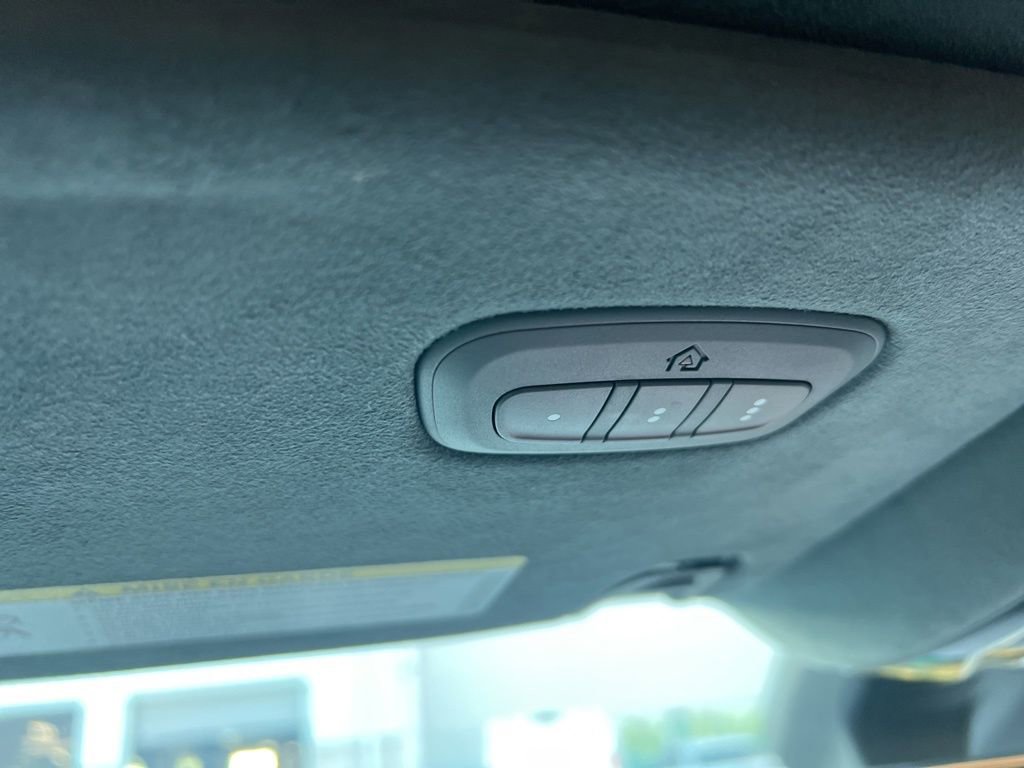 Used 2022 Jeep Grand Wagoneer Series III w/ Flexible Seating Group image 54