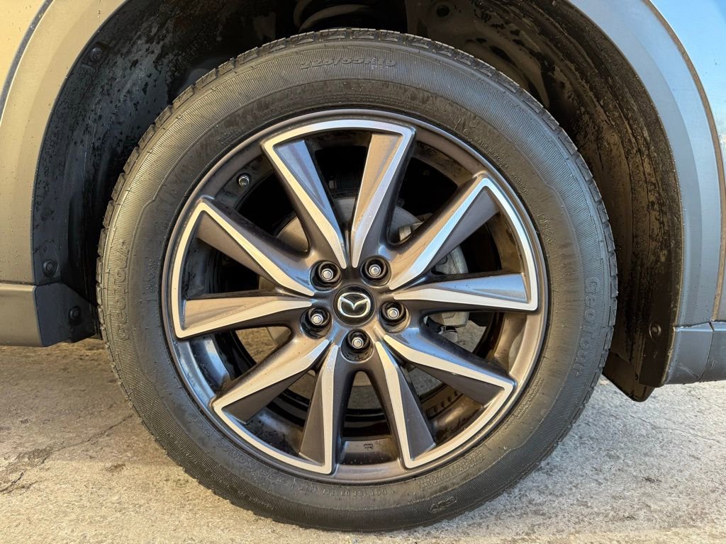 Used 2018 MAZDA CX-5 Touring w/ Preferred Equipment Package image 4