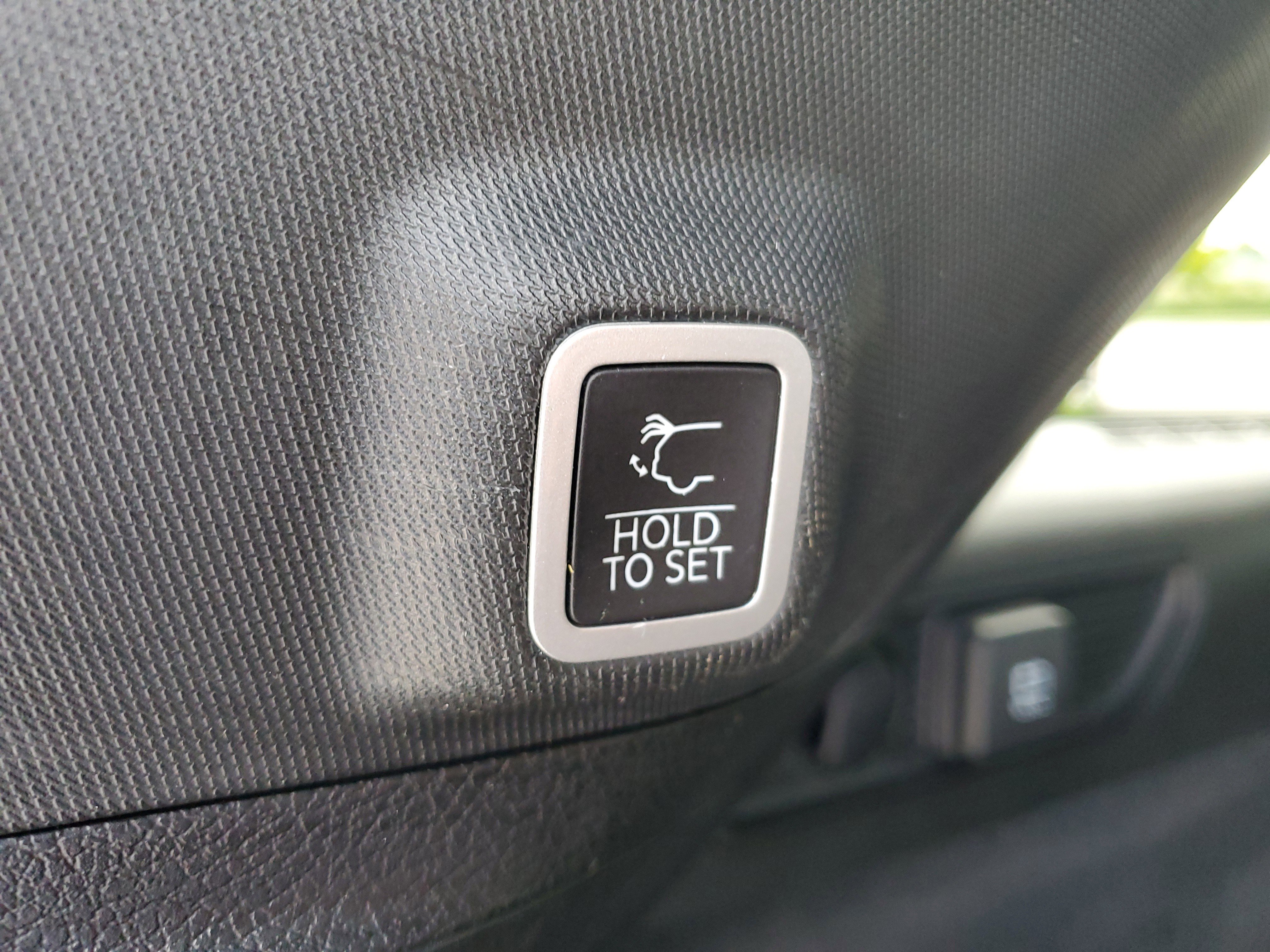 Used 2022 Jeep Grand Cherokee Overland image 19