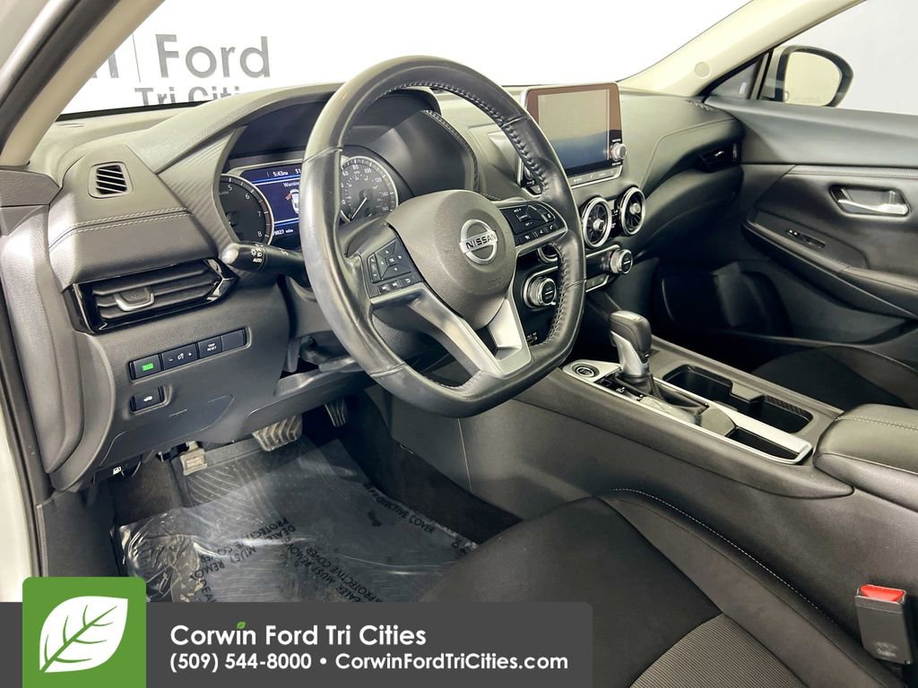 Used 2021 Nissan Sentra SV image 3