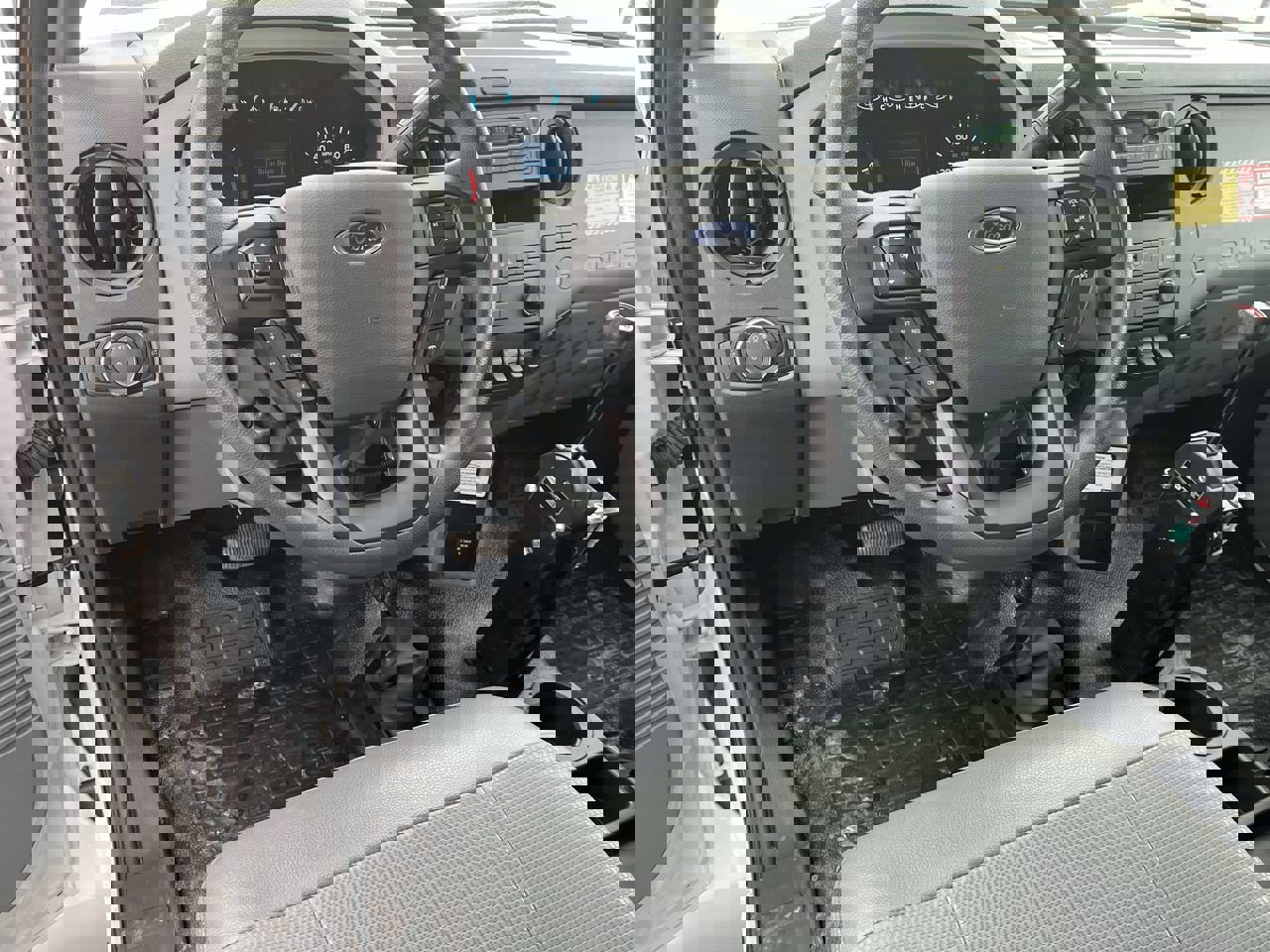 New 2026 Ford F650 2WD Regular Cab Super Duty image 9