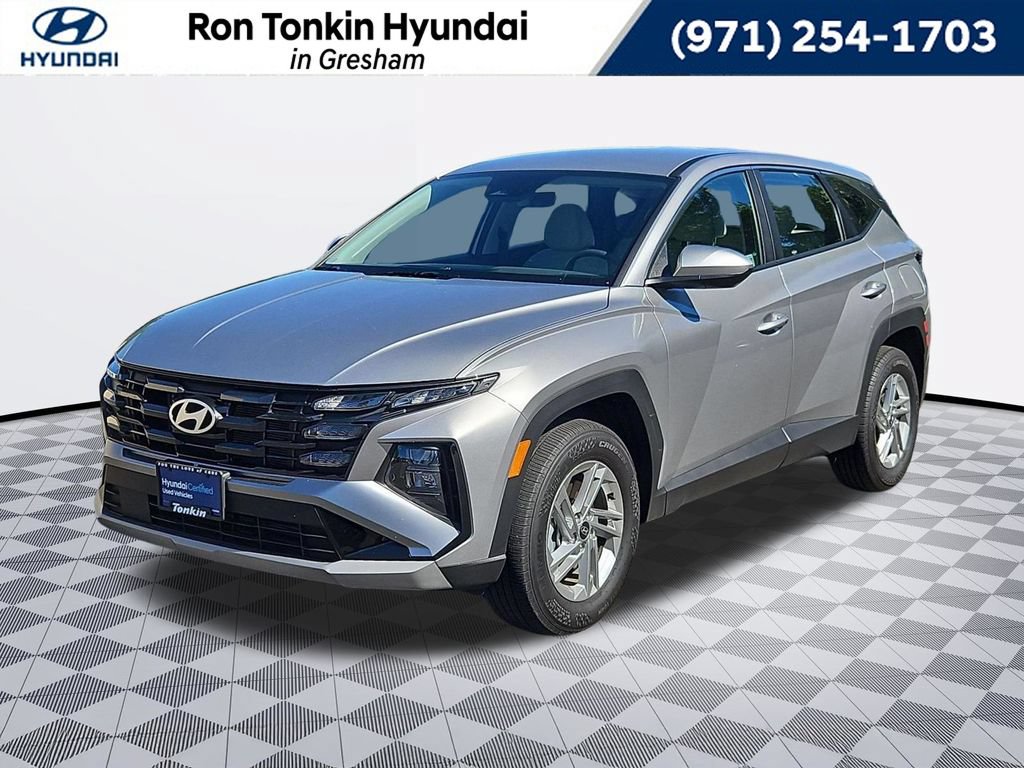 Used 2025 Hyundai Tucson SE AWD/4WD image 1