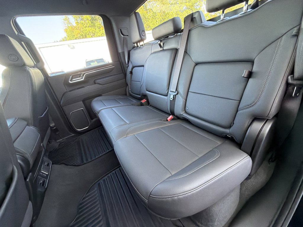Used 2025 Chevrolet Silverado 2500 LTZ AWD/4WD image 25