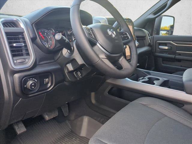 New 2026 RAM 2500 Big Horn AWD/4WD image 3