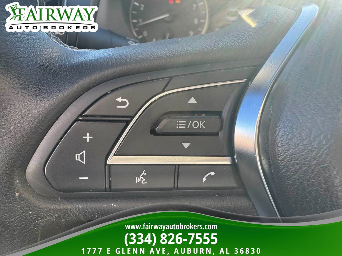 Used 2022 INFINITI Q50 Sensory image 18