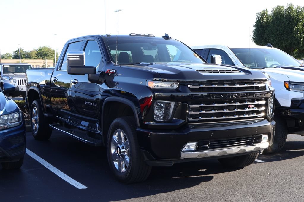 Used 2021 Chevrolet Silverado 2500 LTZ w/ Z71 Chrome Sport Edition AWD/4WD image 3