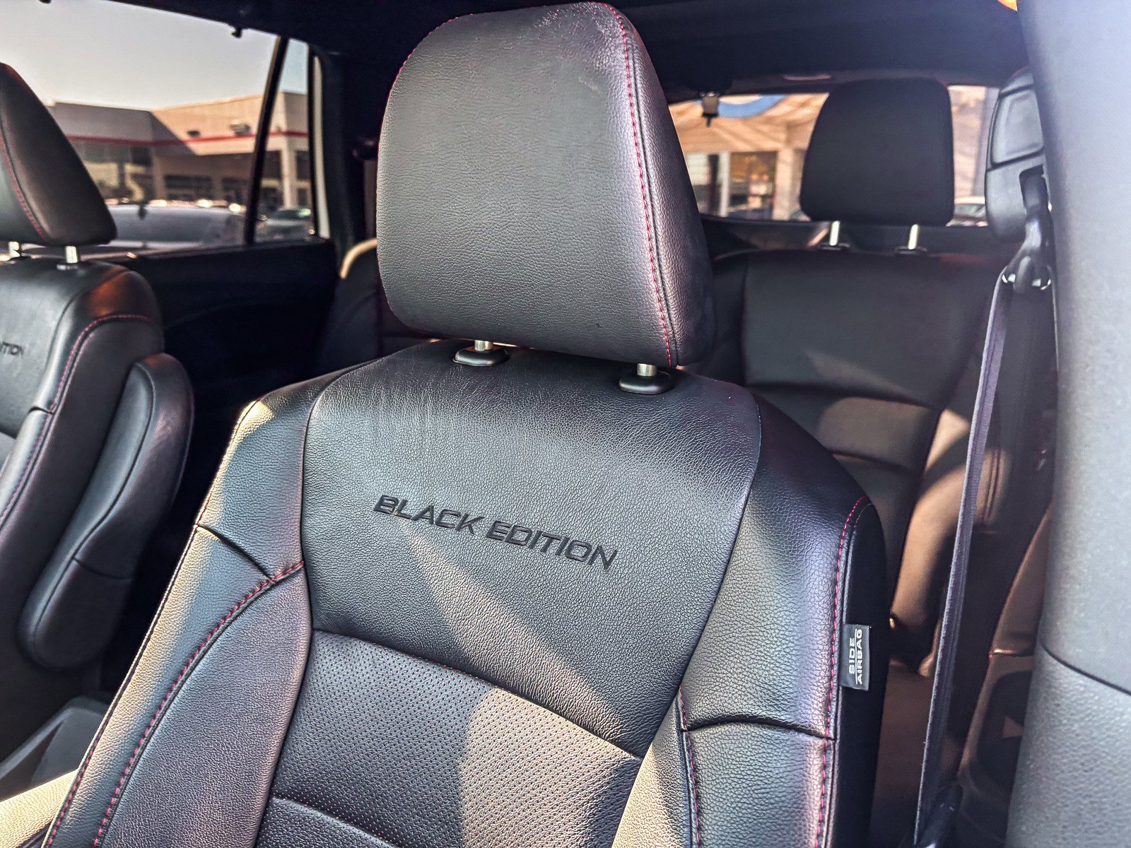 Certified 2022 Honda Pilot Black Edition image 24