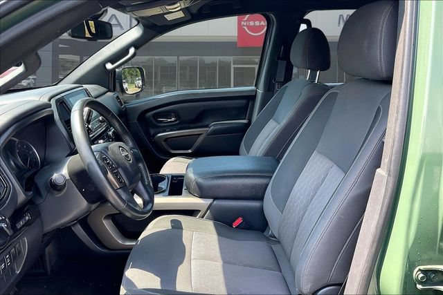 Used 2024 Nissan Titan SV w/ SV Bronze Edition Package AWD/4WD image 21