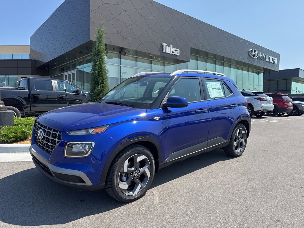 New 2025 Hyundai Venue SEL
