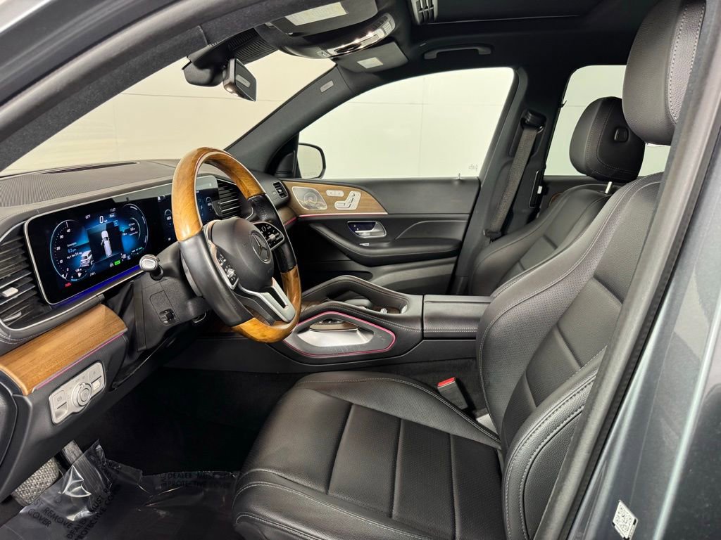 Used 2021 Mercedes-Benz GLS 450 4MATIC image 22