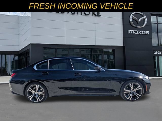 Used 2024 BMW 330i Sedan w/ Convenience Package RWD image 2