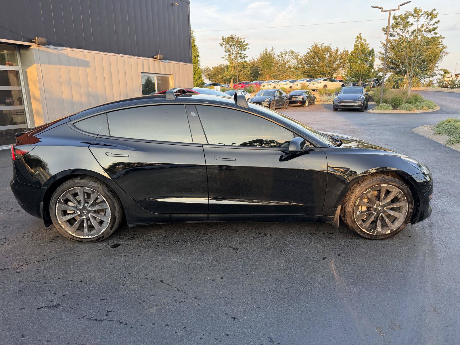 Used 2023 Tesla Model 3 Standard Range RWD image 9