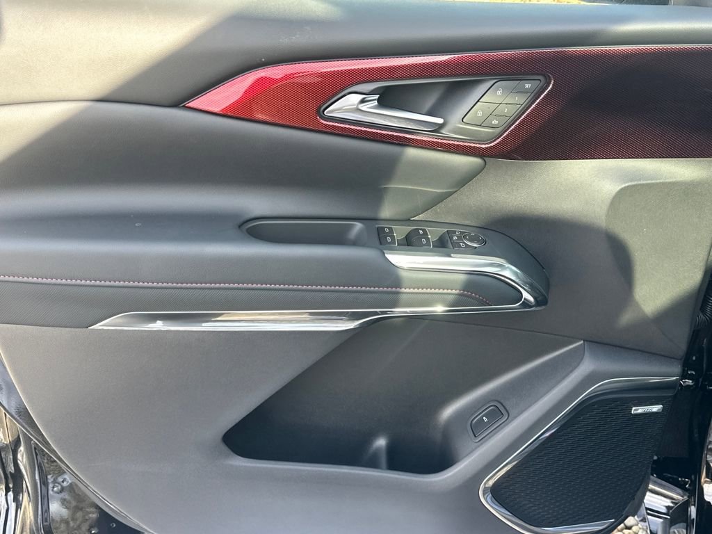 New 2026 Chevrolet Traverse RS image 9