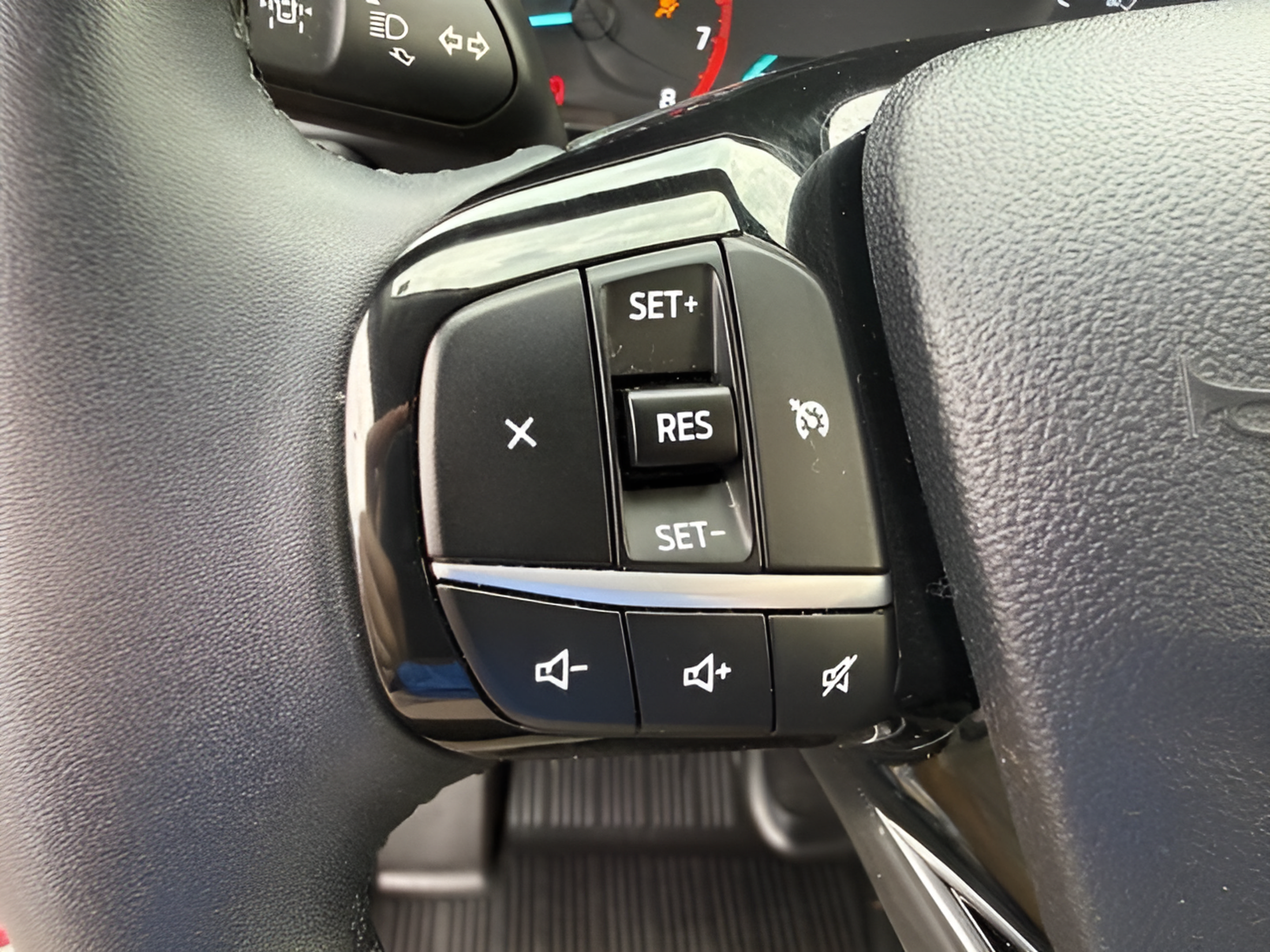 Used 2022 Ford Escape SEL AWD/4WD image 19