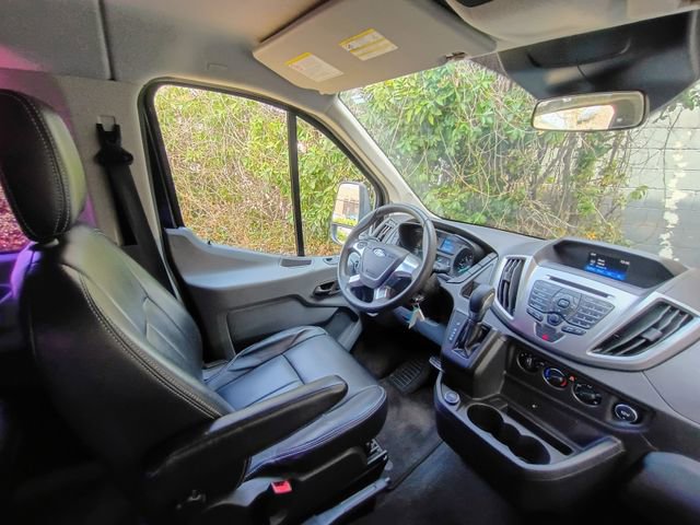 Used 2018 Ford Transit 350 XLT image 36