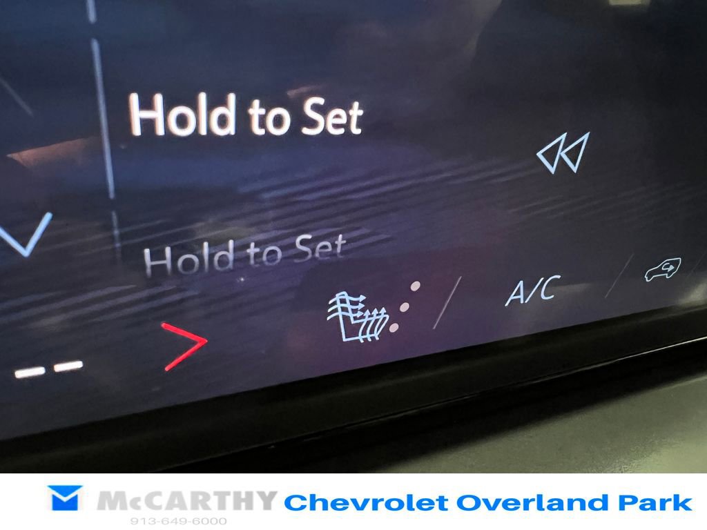 Used 2024 Chevrolet Traverse LT w/ LPO, Floor Liner Package image 21