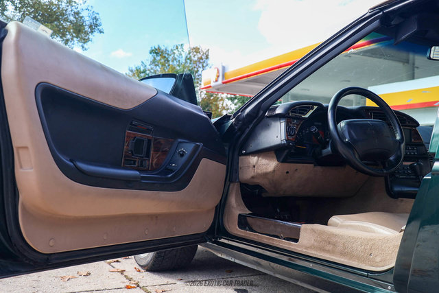 Used 1995 Chevrolet Corvette Convertible RWD image 24