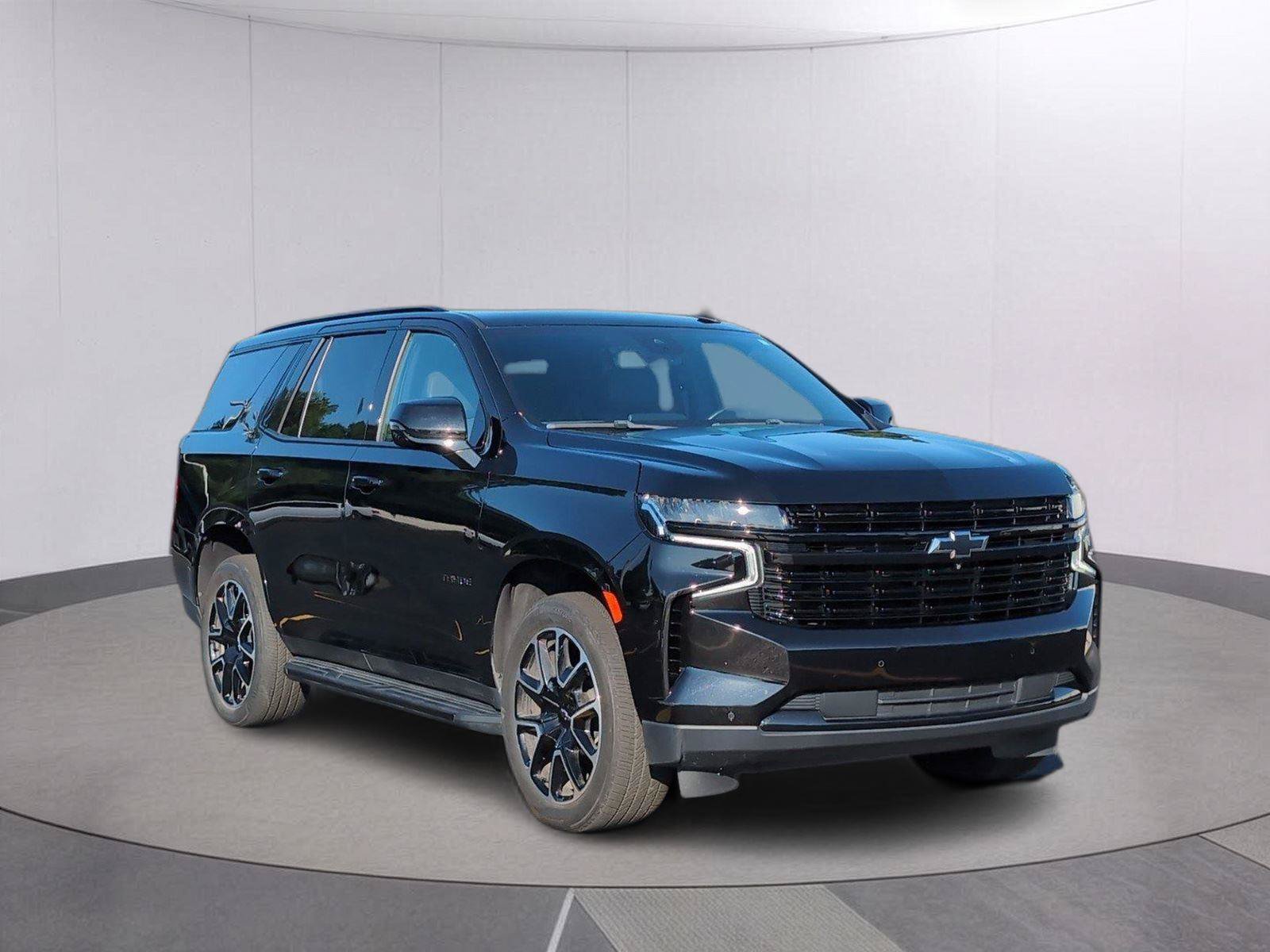Used 2024 Chevrolet Tahoe RST w/ Luxury Package AWD/4WD image 8