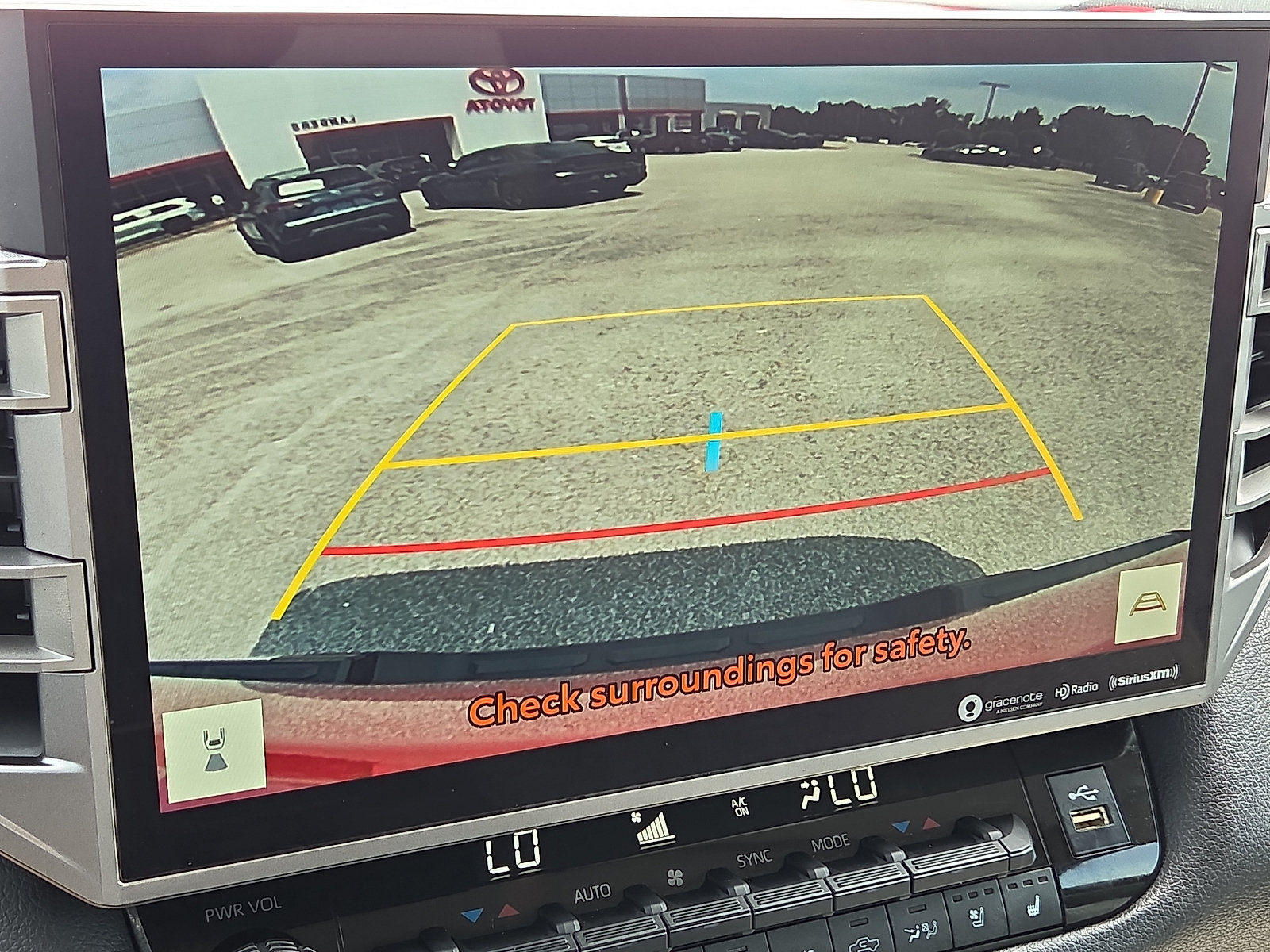 Used 2024 Toyota Tundra Limited w/ Power Package AWD/4WD image 18