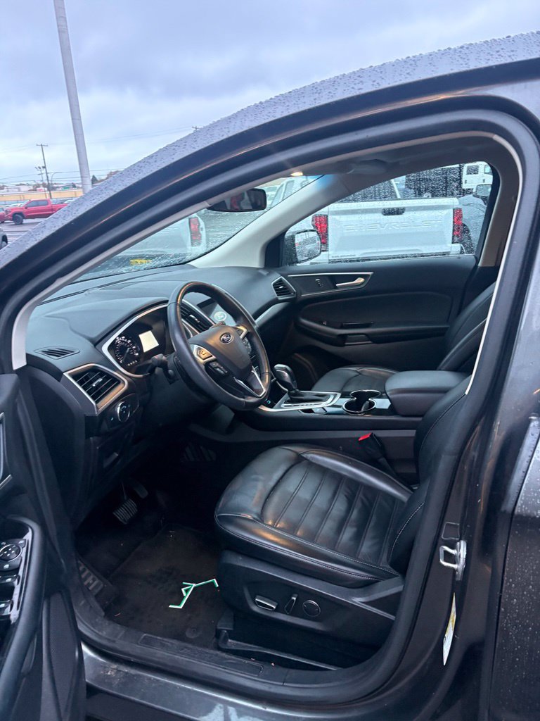 Used 2017 Ford Edge SEL w/ Equipment Group 201A AWD/4WD image 12