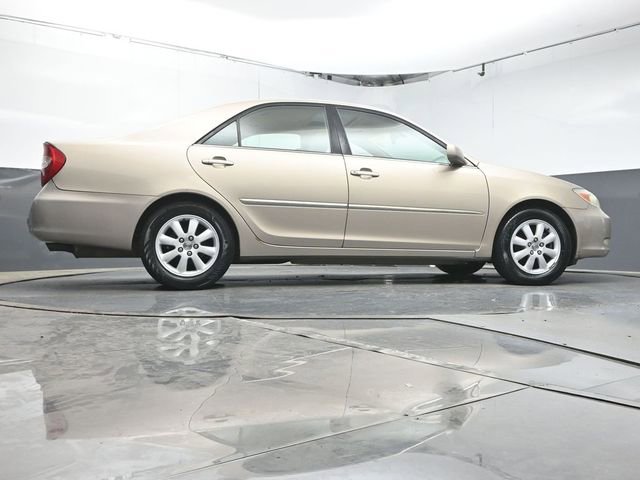 Used 2004 Toyota Camry XLE FWD image 31