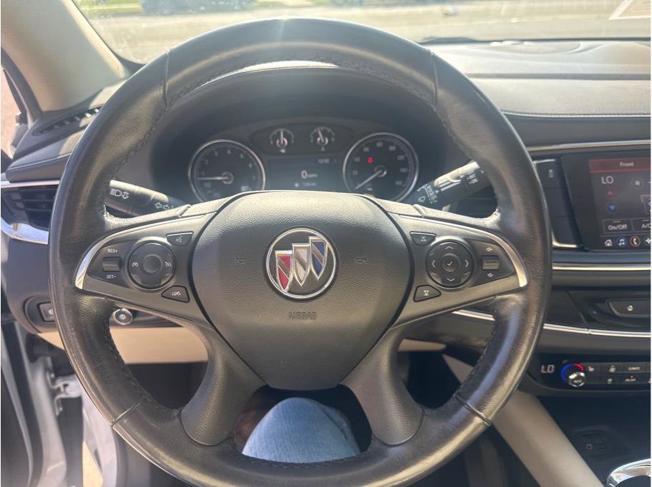 Used 2020 Buick Enclave Essence w/ LPO, Cargo Package FWD image 17