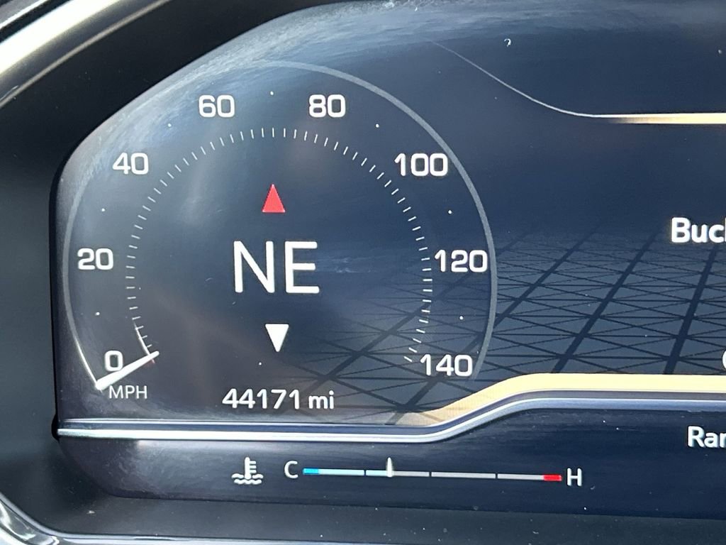 Used 2023 GMC Sierra 1500 SLE image 12