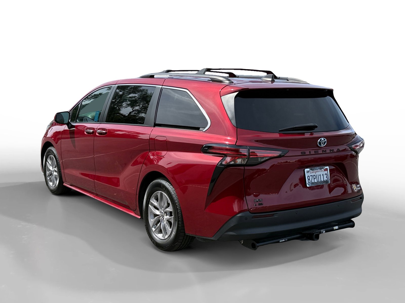 Used 2022 Toyota Sienna XLE w/ XLE Plus Package image 3