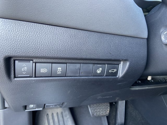 Used 2021 Toyota Venza XLE w/ Softex Package AWD/4WD image 57