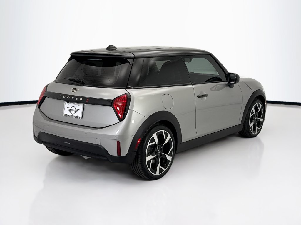 Used 2025 MINI Cooper S FWD image 5