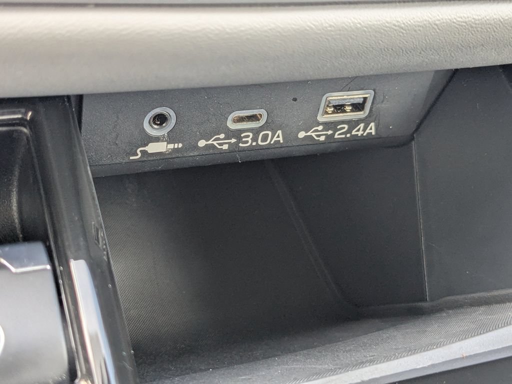 Used 2025 Subaru Legacy Premium AWD/4WD image 20