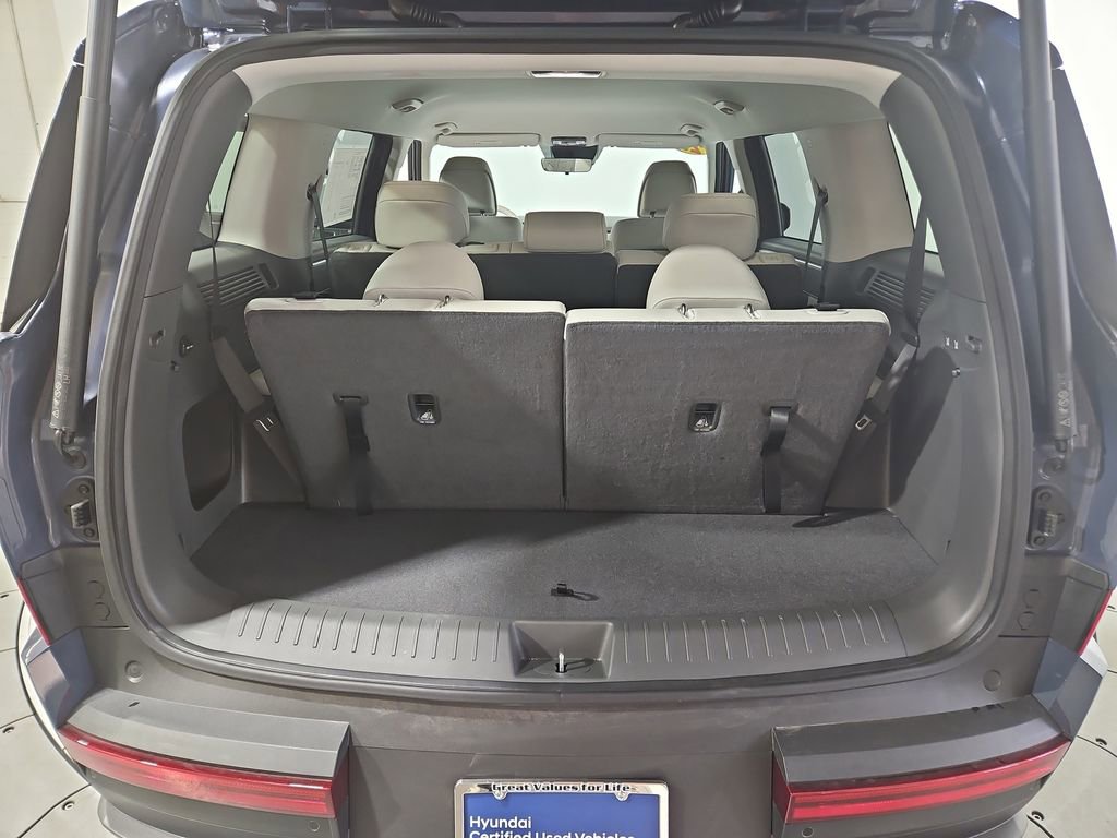 Certified 2025 Hyundai Santa Fe SEL image 23