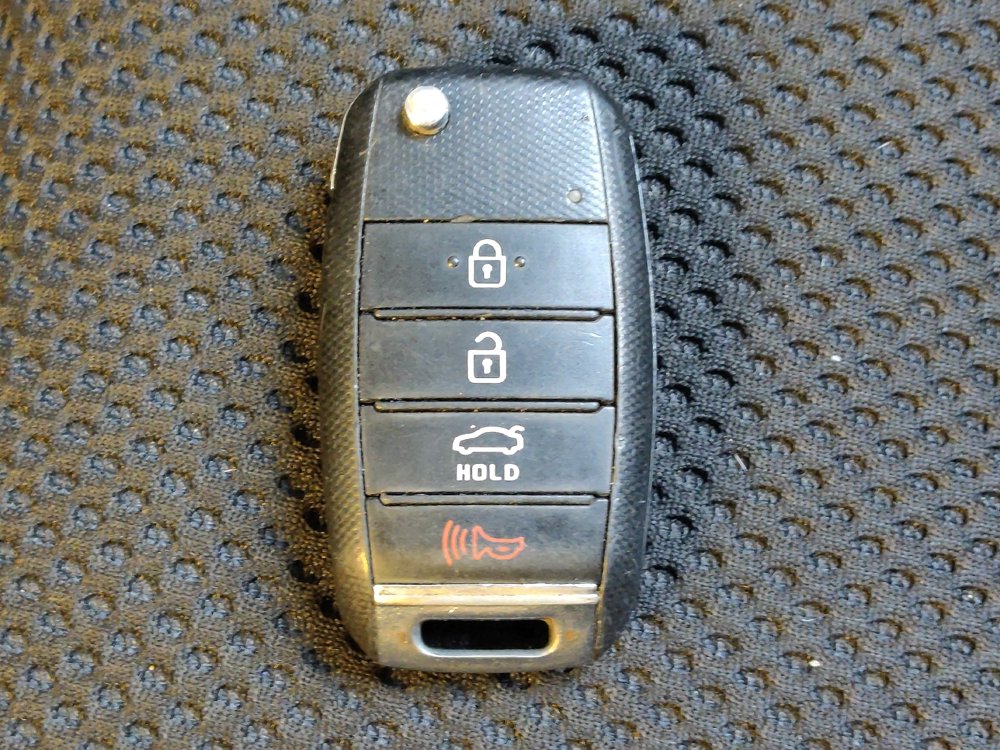 Used 2020 Kia Optima LX FWD image 32
