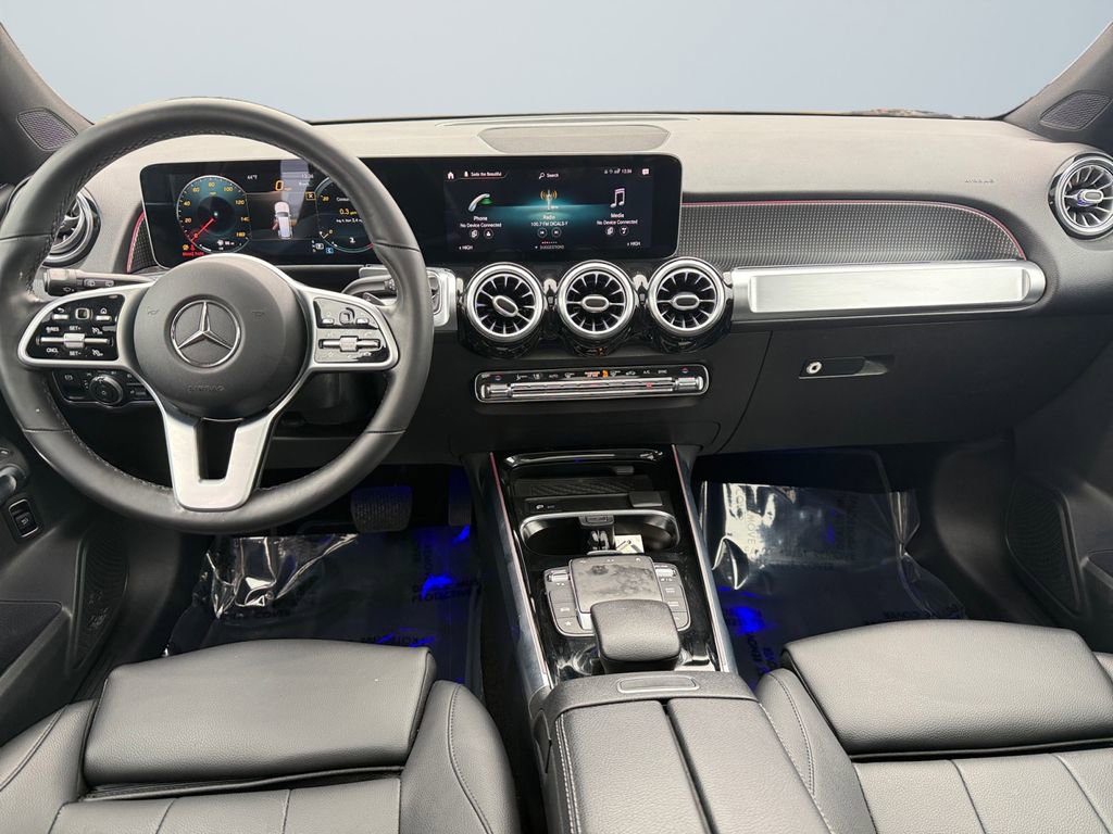 Used 2021 Mercedes-Benz GLB 250 4MATIC image 10