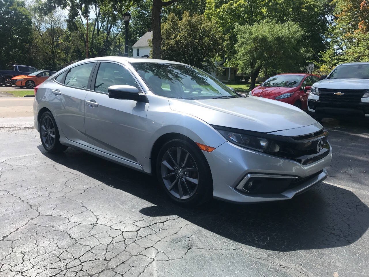 Used 2020 Honda Civic EX image 2