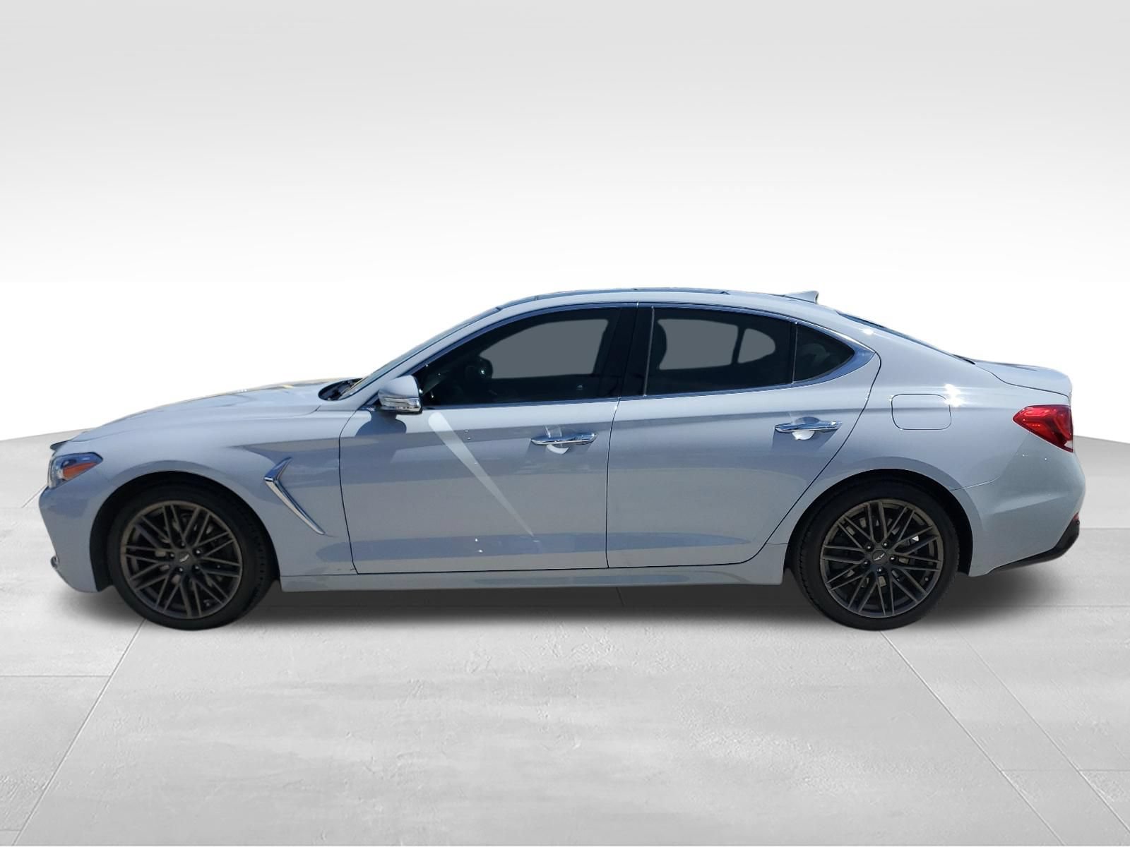 Used 2019 Genesis G70 2.0T Advanced w/ Elite Package RWD image 8