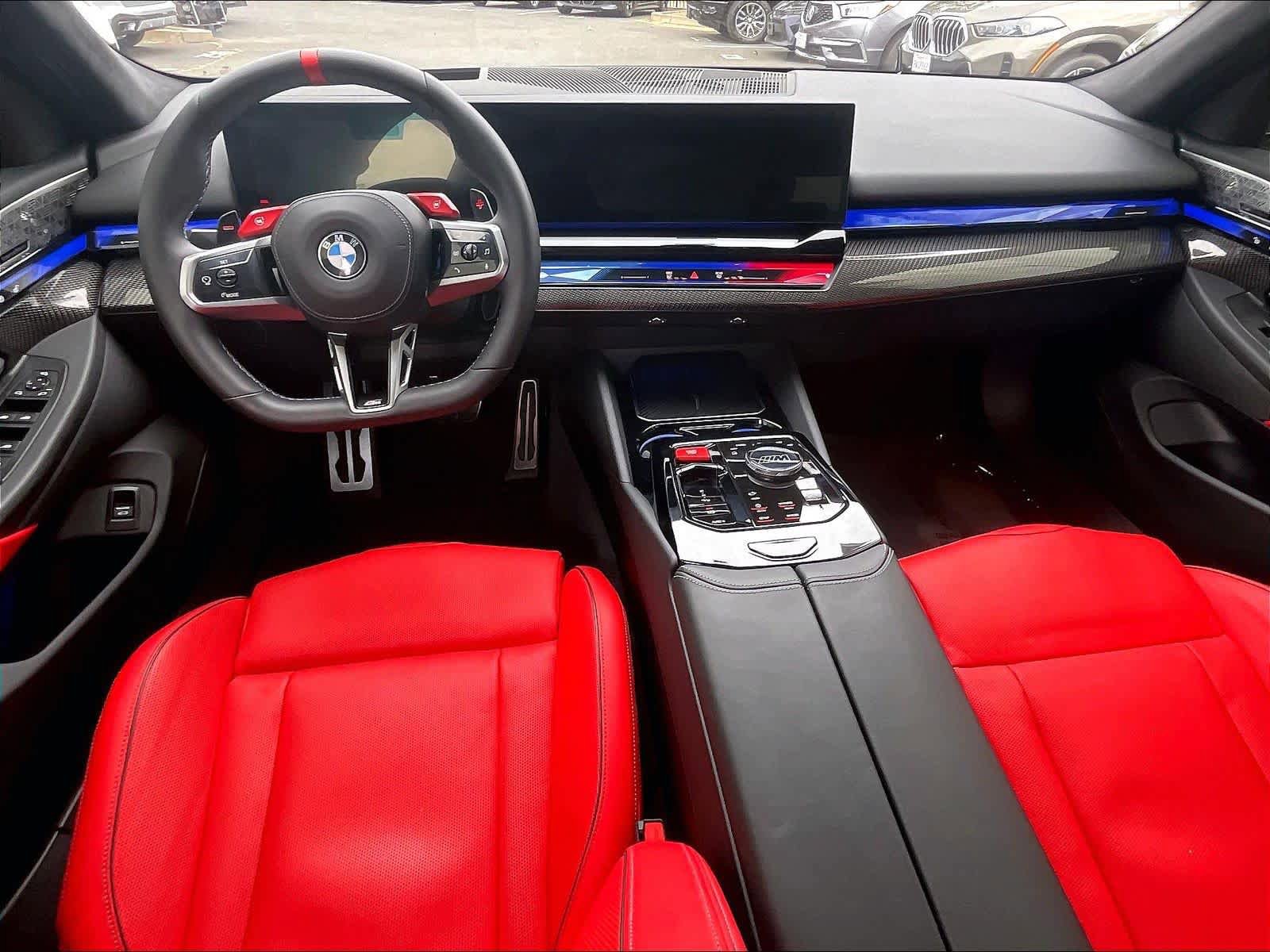 Used 2025 BMW M5 w/ Carbon Package image 17