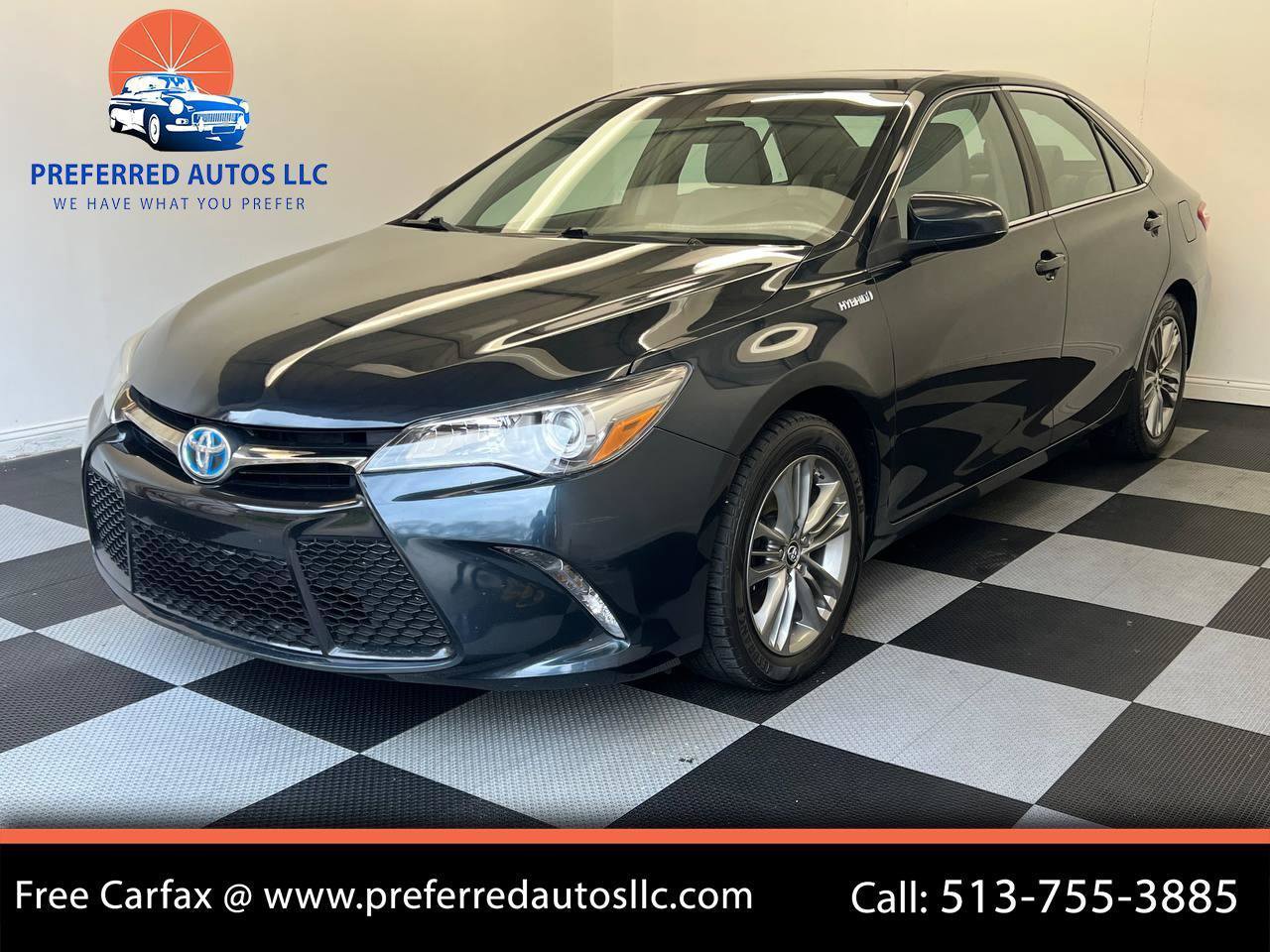 Used 2015 Toyota Camry SE w/ Moonroof Package FWD image 1