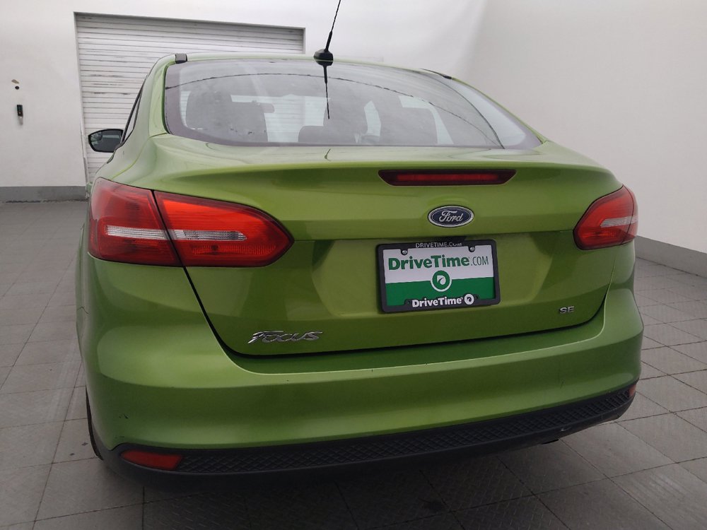 Used 2018 Ford Focus SE w/ Cold Weather Package FWD image 6