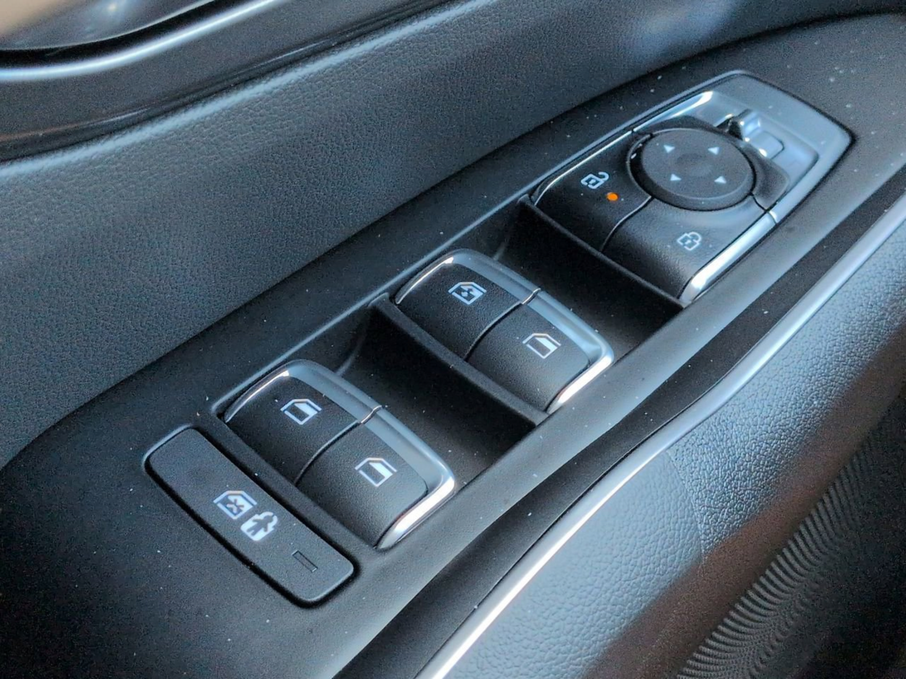 New 2026 Kia Sorento LX FWD image 28