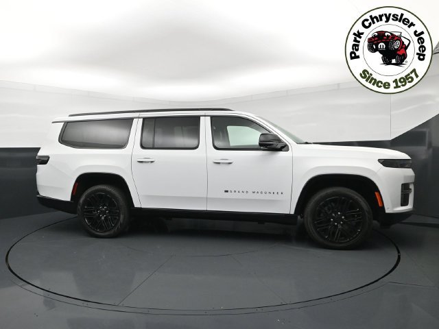 New 2026 Jeep Grand Wagoneer L Limited AWD/4WD image 3