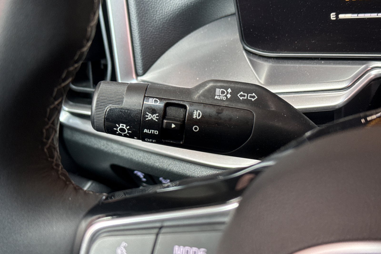 Used 2025 Kia Sorento EX w/ Panoramic Sunroof Package AWD/4WD image 35