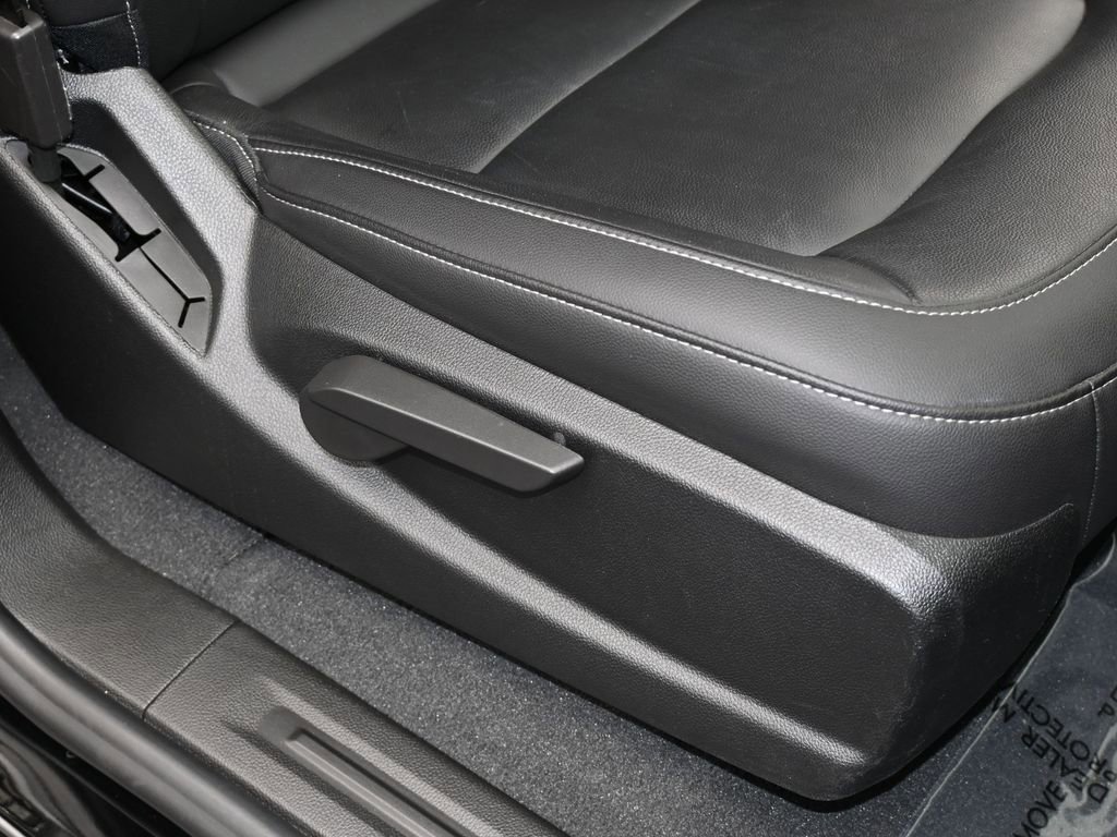 Used 2022 GMC Canyon Elevation w/ Elevation Premium Package image 43