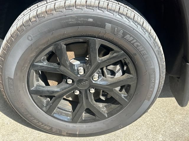 Used 2026 Jeep Grand Cherokee L 4WD image 11