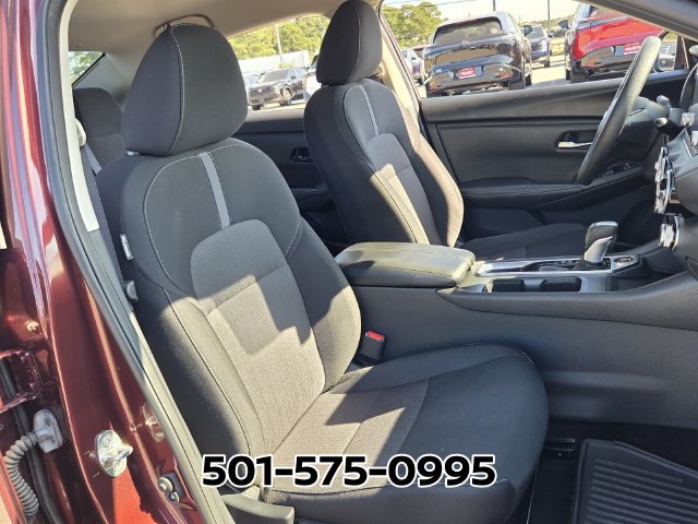 Used 2025 Nissan Sentra SV FWD image 17