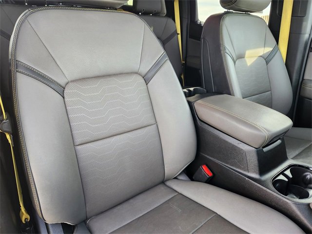 Used 2023 Chevrolet Colorado ZR2 w/ ZR2 Convenience Package III image 15