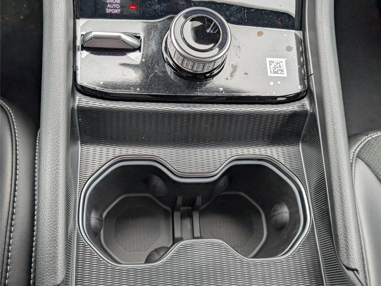 New 2026 Jeep Grand Cherokee Altitude AWD/4WD image 22
